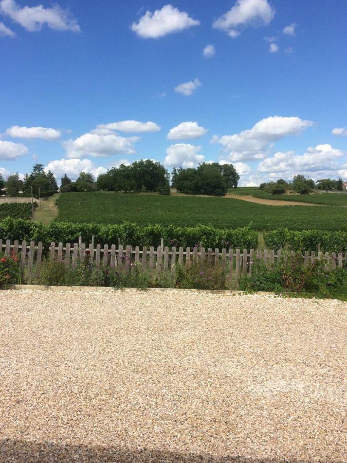 Au Charmant Des Vignes Монтан Екстериор снимка